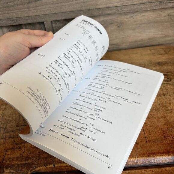 Acoustic Hits Hal Leonard Guitar Chord Songbook 61 songs large paperback preused - Picture 6 of 9